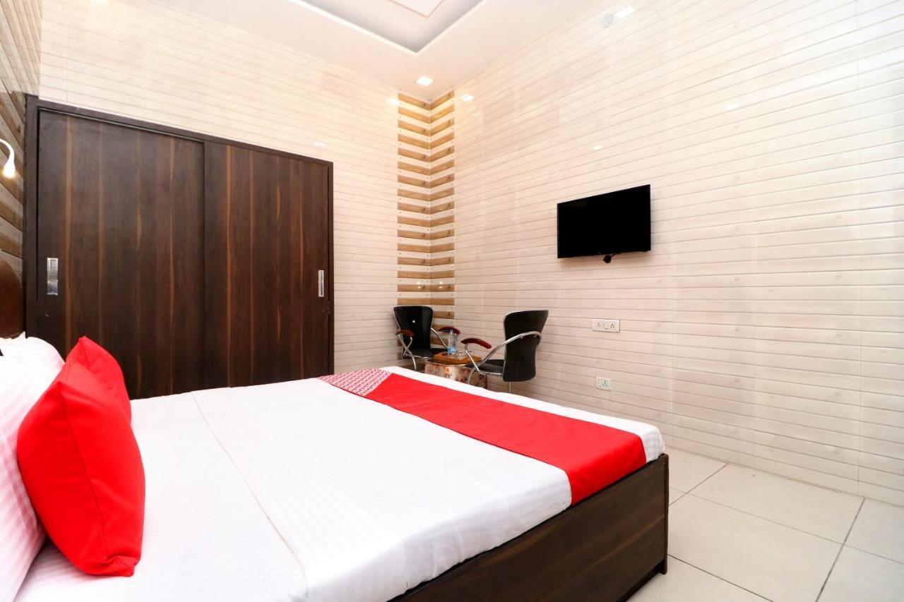 ג'לנדהר Hotel O Max מראה חיצוני תמונה