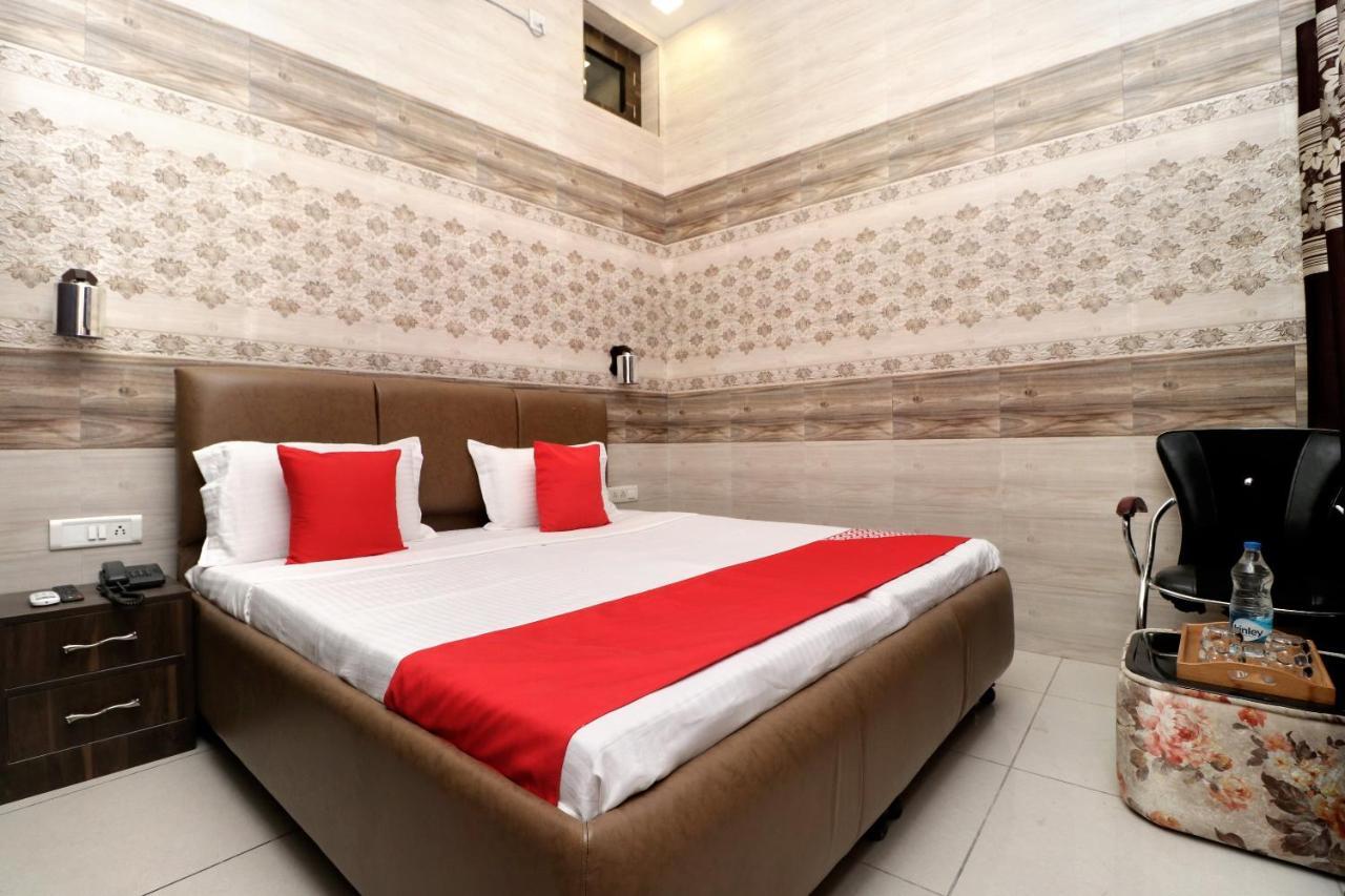 ג'לנדהר Hotel O Max מראה חיצוני תמונה