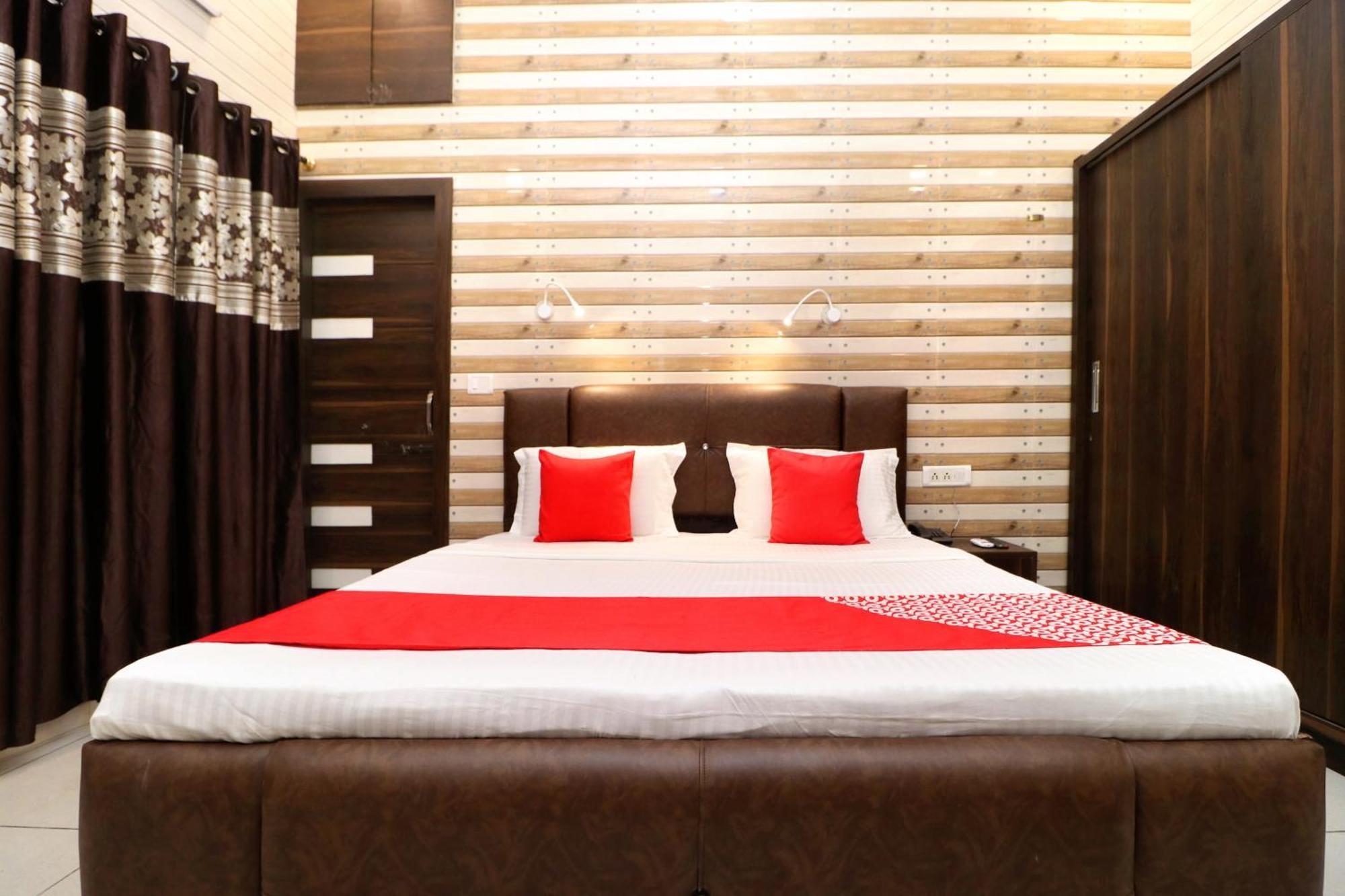 ג'לנדהר Hotel O Max מראה חיצוני תמונה